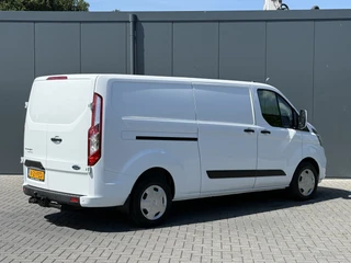 Ford Transit Custom 2020 - 2.0 TDCI 130 PK / L2H1 / AUTOMAAT / TREKHAAK / AIRCO / CRUISE / CAMERA / 3-ZITS / LED / STOEL -EN VOORRUIT VERWARMING afbeelding 3 miniatuur