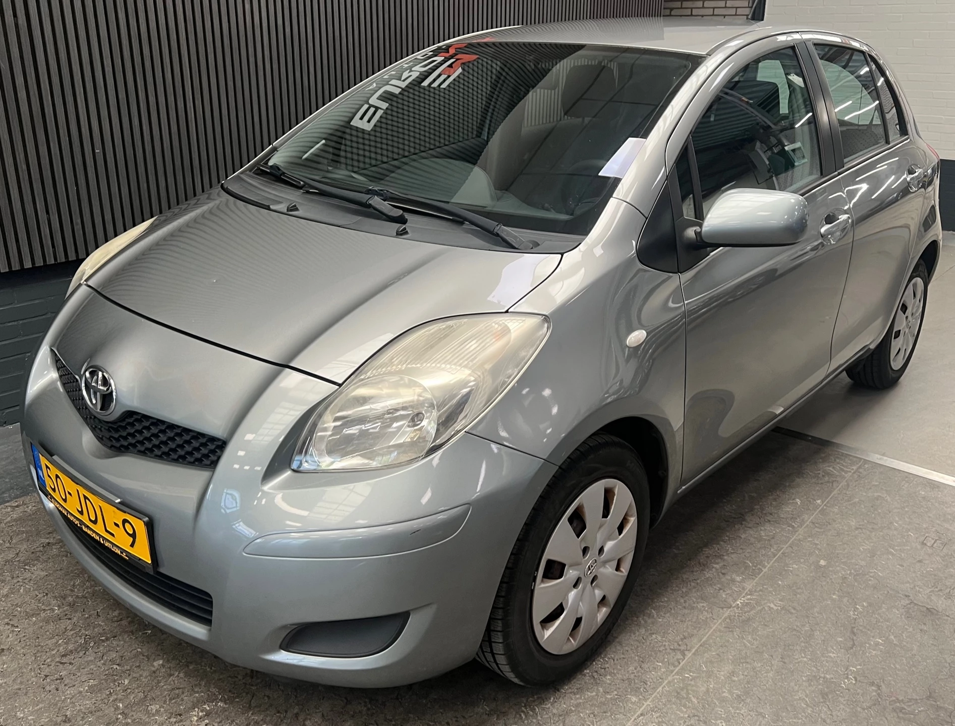 Toyota Yaris 2009 - 1.3 VVTi Aspiration 2e Eigenaar - NAP - Automaat afbeelding 6