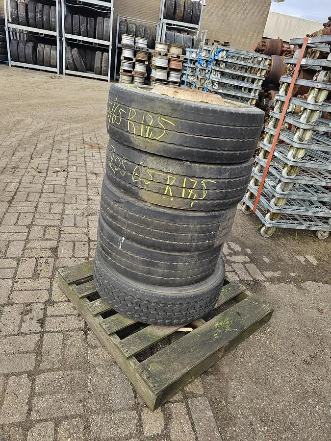 BRIDGESTONE R 168 2005 afbeelding 1