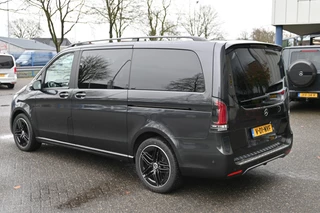 Mercedes-Benz V-Class 2024 - 300d AMG L2 DC zdjecie 15