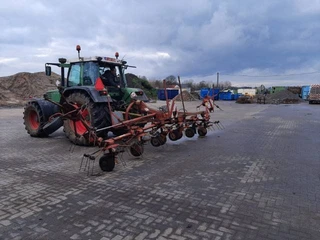 Kuhn - Schuder Met 8 poten image 3 thumbnail