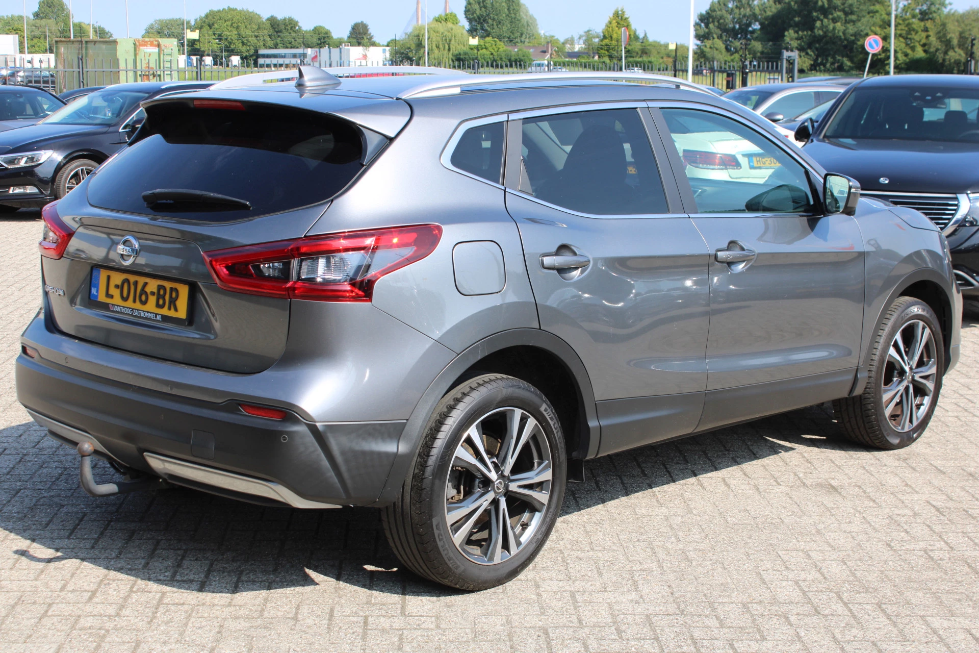 Nissan QASHQAI 2018 - 1.2 DIG-T N-Connecta PANORAMADAK NAVI 360-CAMERA TREKHAAK obrázek 8
