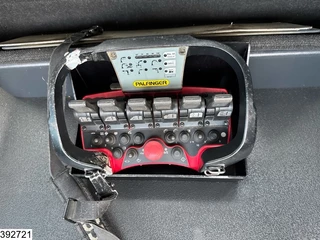 Iveco Trakker 2018 - 360 6x4, EURO 6, Palfinger, Remote image 11