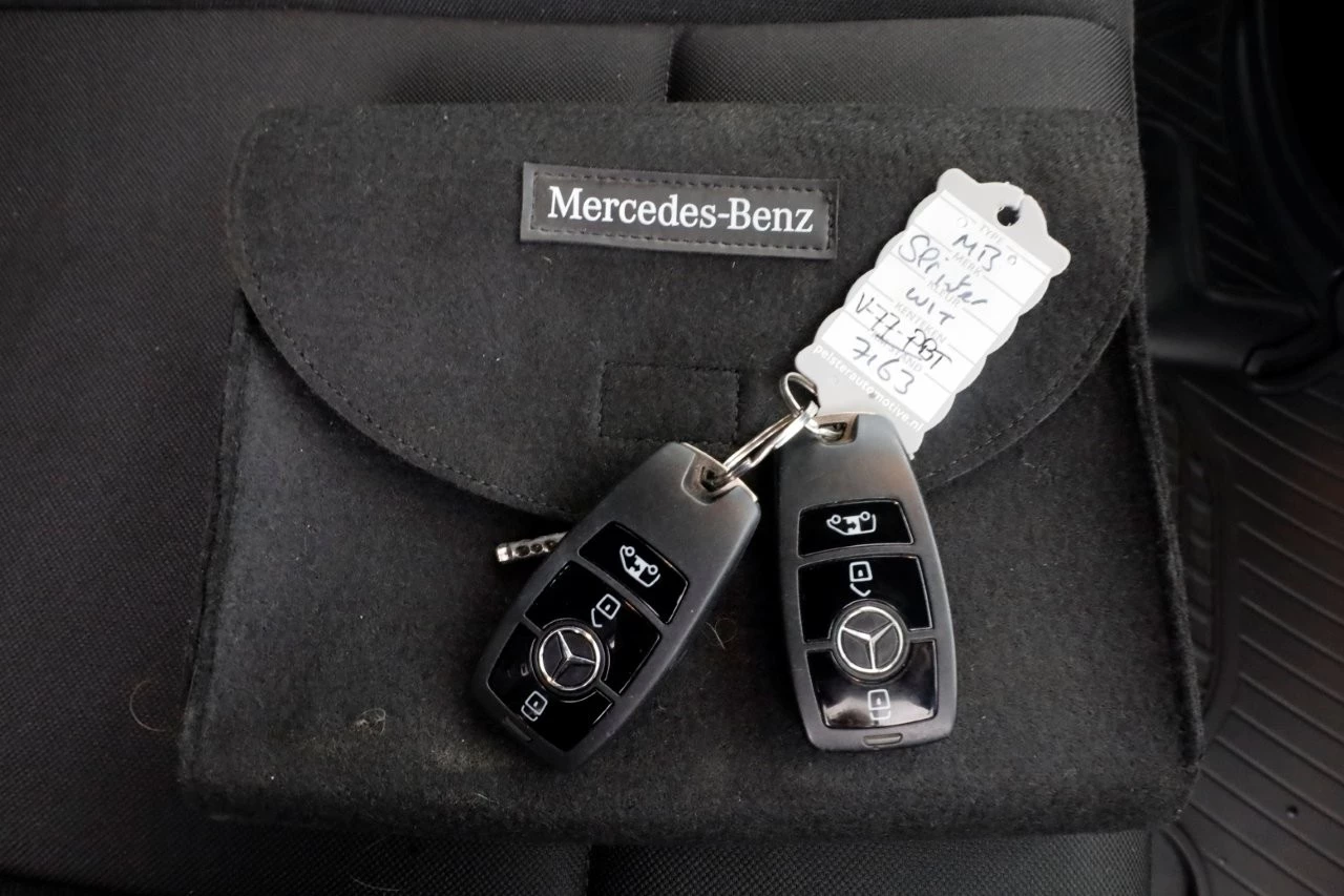 Mercedes-Benz Sprinter 2023 - 311 CDI 115pk L2H2 Airco/CarPlay 10-2023 zdjęcie 6