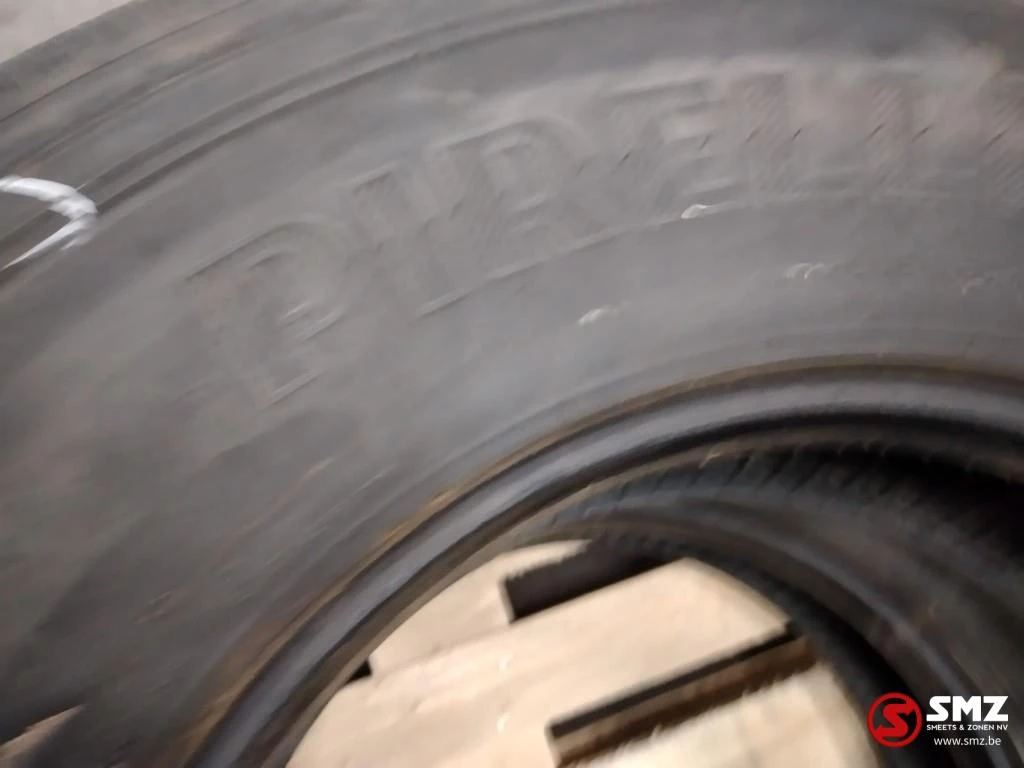 Pirelli - Occ vrachtwagenband Pirelli FR25 315/80R22.5 obrázek 3