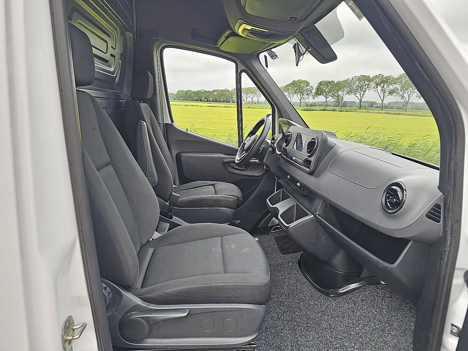 Mercedes-Benz Sprinter 2020 zdjęcie 7