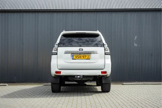 Toyota Land Cruiser 2022 - 2.8D-4D | 204 PK | 4X4 | Vol Opties | Automaat | Luchtvering | 360° camera | Adapt.Cruise | Stoelverw. & -koeling | LED image 7