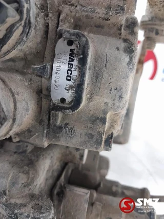 Iveco N/A 2018 - Occ EBS achterasmodulator Iveco bild 3