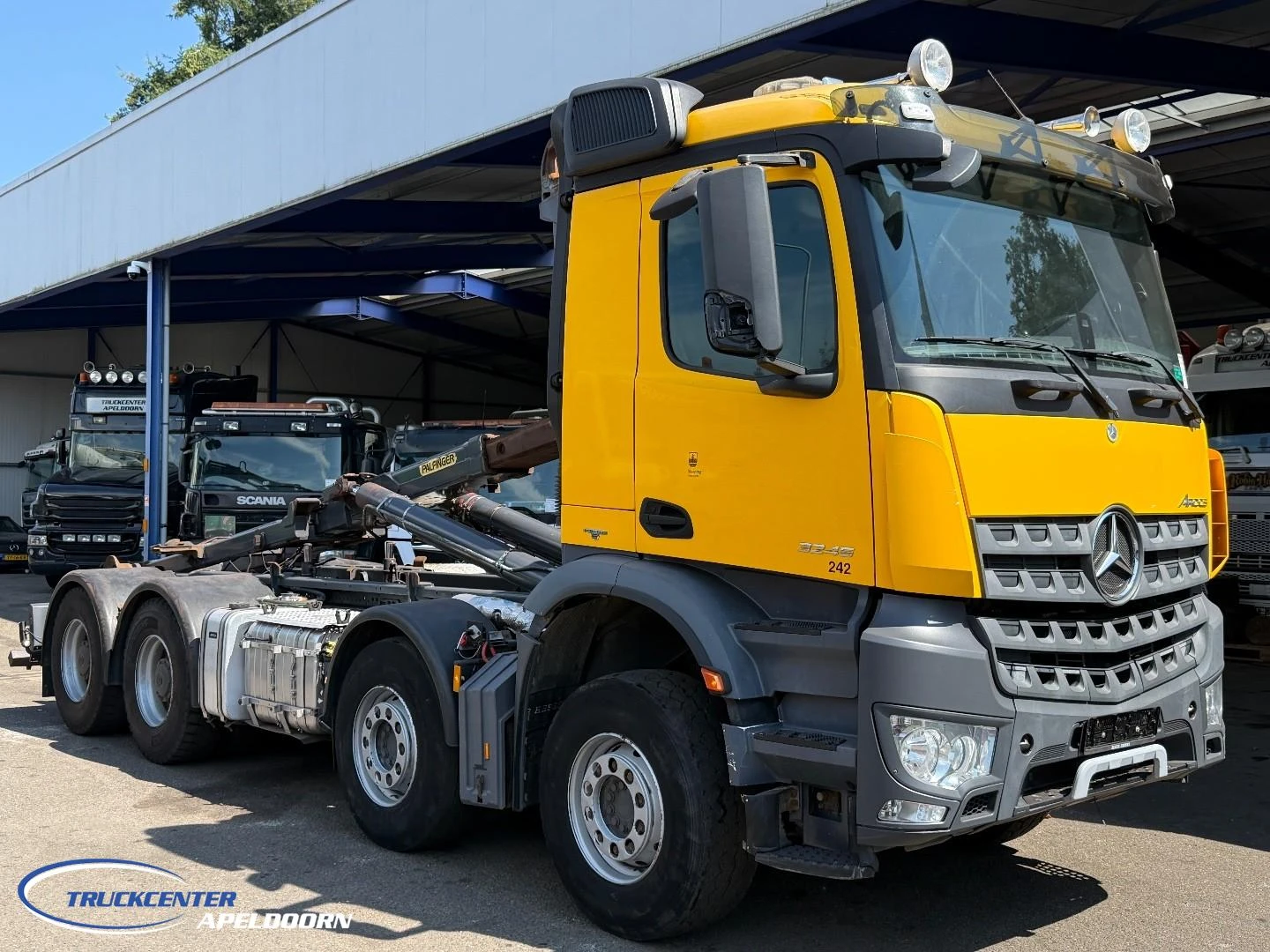 Mercedes-Benz AROCS 3245 2014 Bild 1