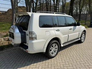 Mitsubishi Pajero 2014 - GLS 3.8 - V6 , 4x4 , 7 Pers., Full Option imagen 3