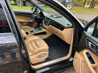 Porsche Macan 2016 - 3.6 Turbo aut ,sport chrono,panod,21inch bild 6