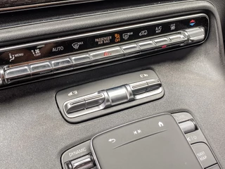 Mercedes-Benz V-Class 2024 - 300d Extra Lang Avantgarde Dubbele Cabine image 77