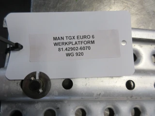 MAN - 81.42902-6070 WERKPLATFORM EURO 6 afbeelding 2 miniatuur
