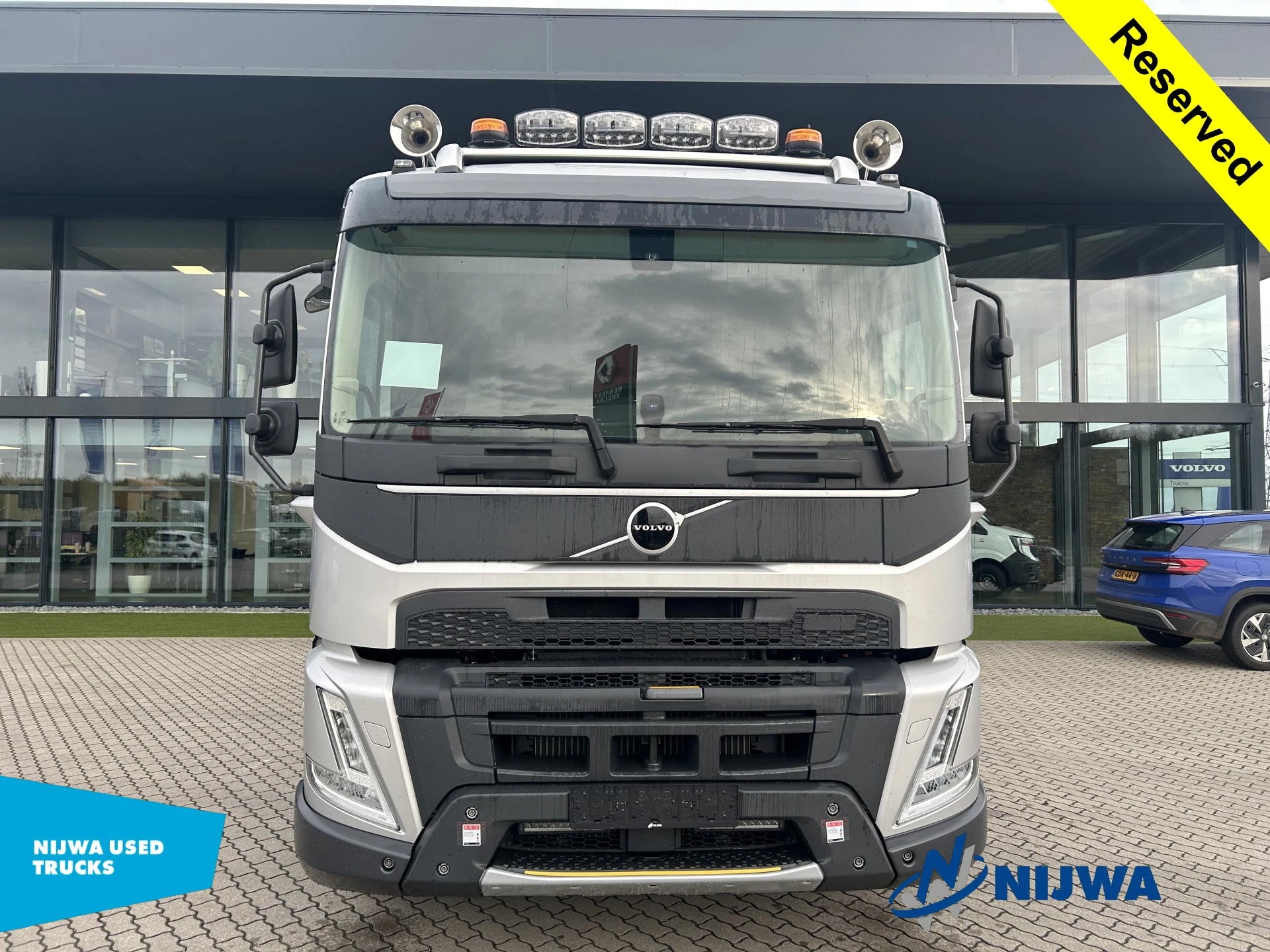 Volvo FMX 540 8x2 Hyva Haakarm + Vangmuil 2025 Bild 6