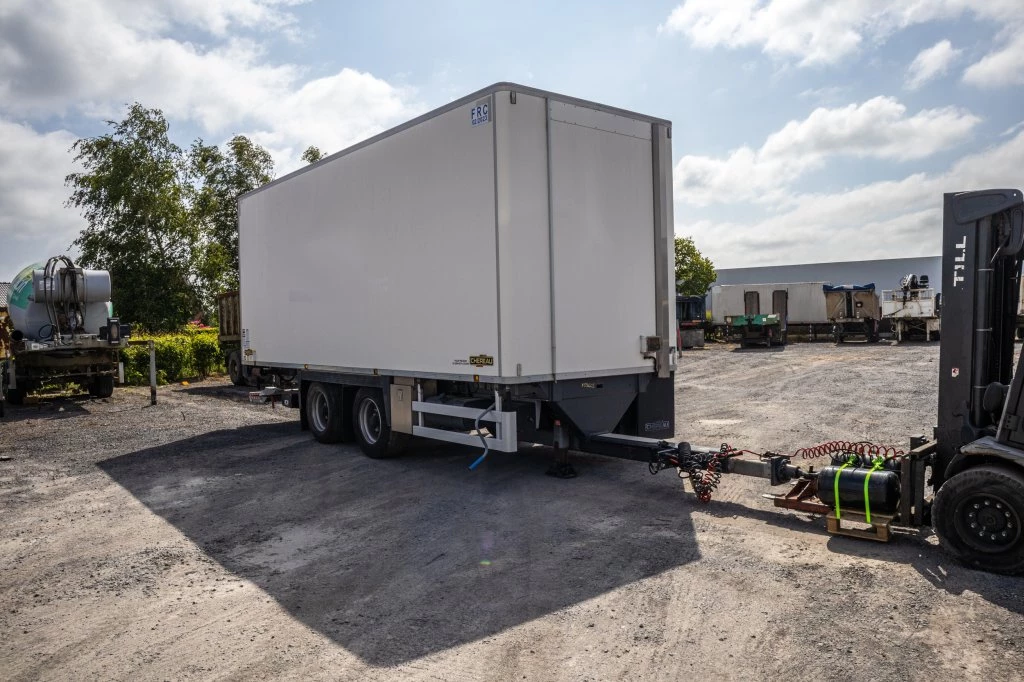 Chereau 2017 - CHEREAU+CARRIER+DHOLLANDIA 2.5 T. imagen 4