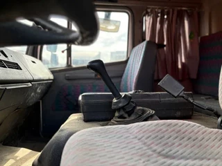 Mercedes-Benz LK 1994 - 817 (6-CILINDER) ORIGINAL DUTCH TRUCK WITH CLOSED BOX (MANUAL GEARBOX / FULL STEEL SUSPENSION) obrazek 10