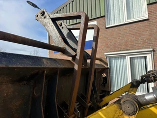 New Holland N/A 2011 - LB115B, CE, 240 MM MULTI PURPOSE LOADER BUCKET, 800 MM BACHOE DIGGING BUCKET, FLIP OVER FORKS, AIR CONDITIONER afbeelding 11