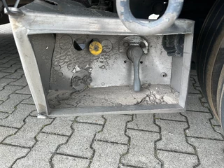 Broshuis N/A 2019 - 3ABSD Lowloader 3-axle / GVW: 59.000kg / Neck: 23.000kg / hydraulic steering + ramps + loading table / 4.60m extendable / winch / liftaxle obrazek 32