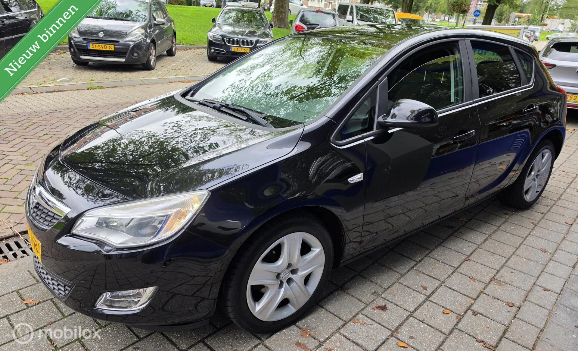 Opel Astra 2011 - 1.4 Turbo Edition zdjęcie 1