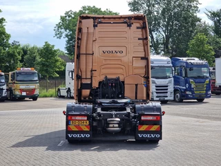 Volvo FH 2026 - 13.500 Aero Globetrotter XL 4x2 - New - Full spec - BUFFL interior - Retarder image 7