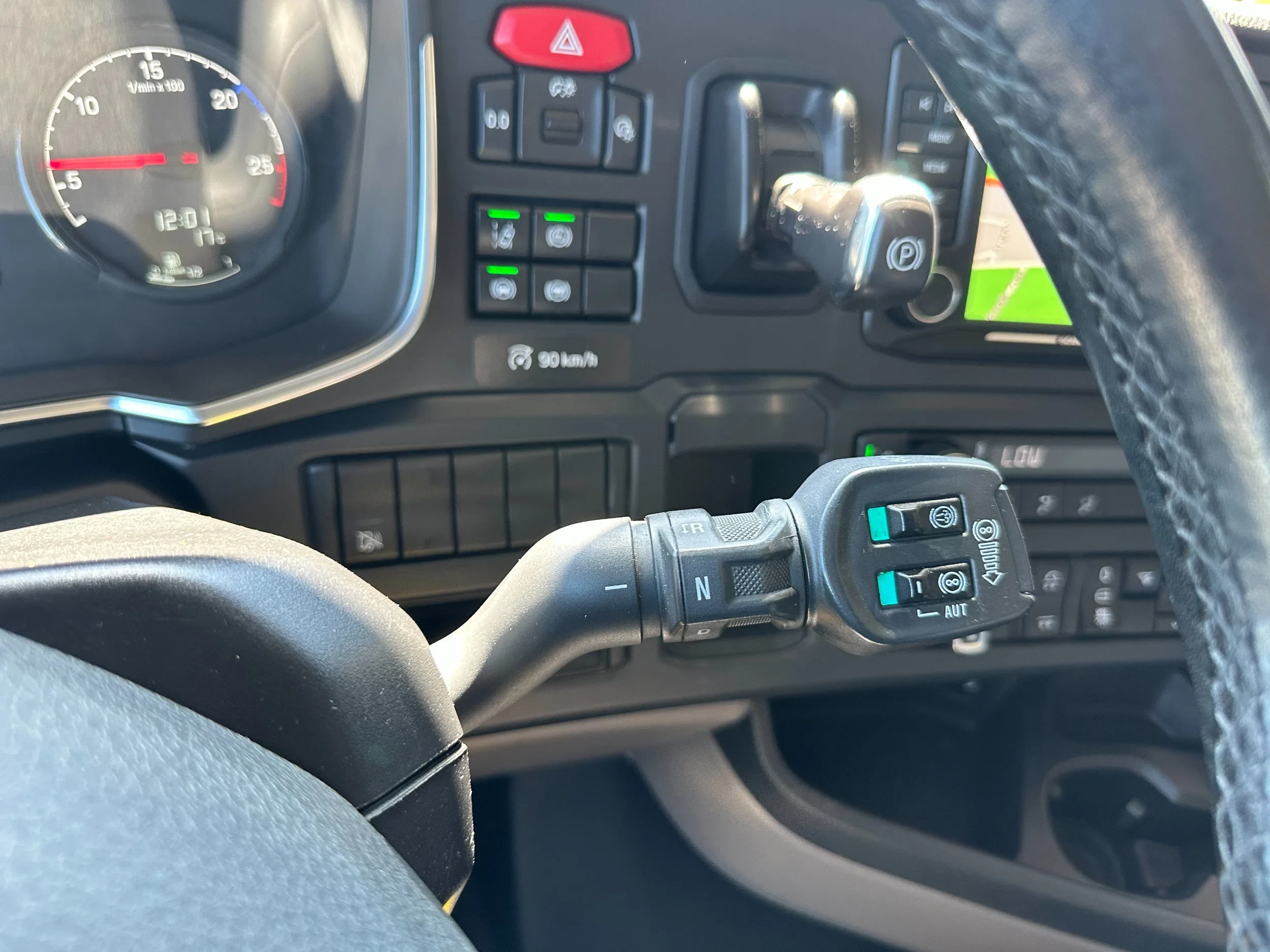 Scania S 2018 - S500 6x4 RETARDER / ontheffing 78 ton / NL-truck / APK: 09-2026 obrázek 26
