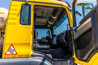 MAN TGS 2014 - 37.360 BB - LIEBHERR 10M3 imagen 19