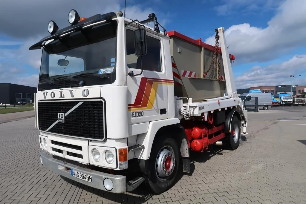 Volvo F 10 1979 - F10 4x2 - 1979 - Container Oldtimer image 2