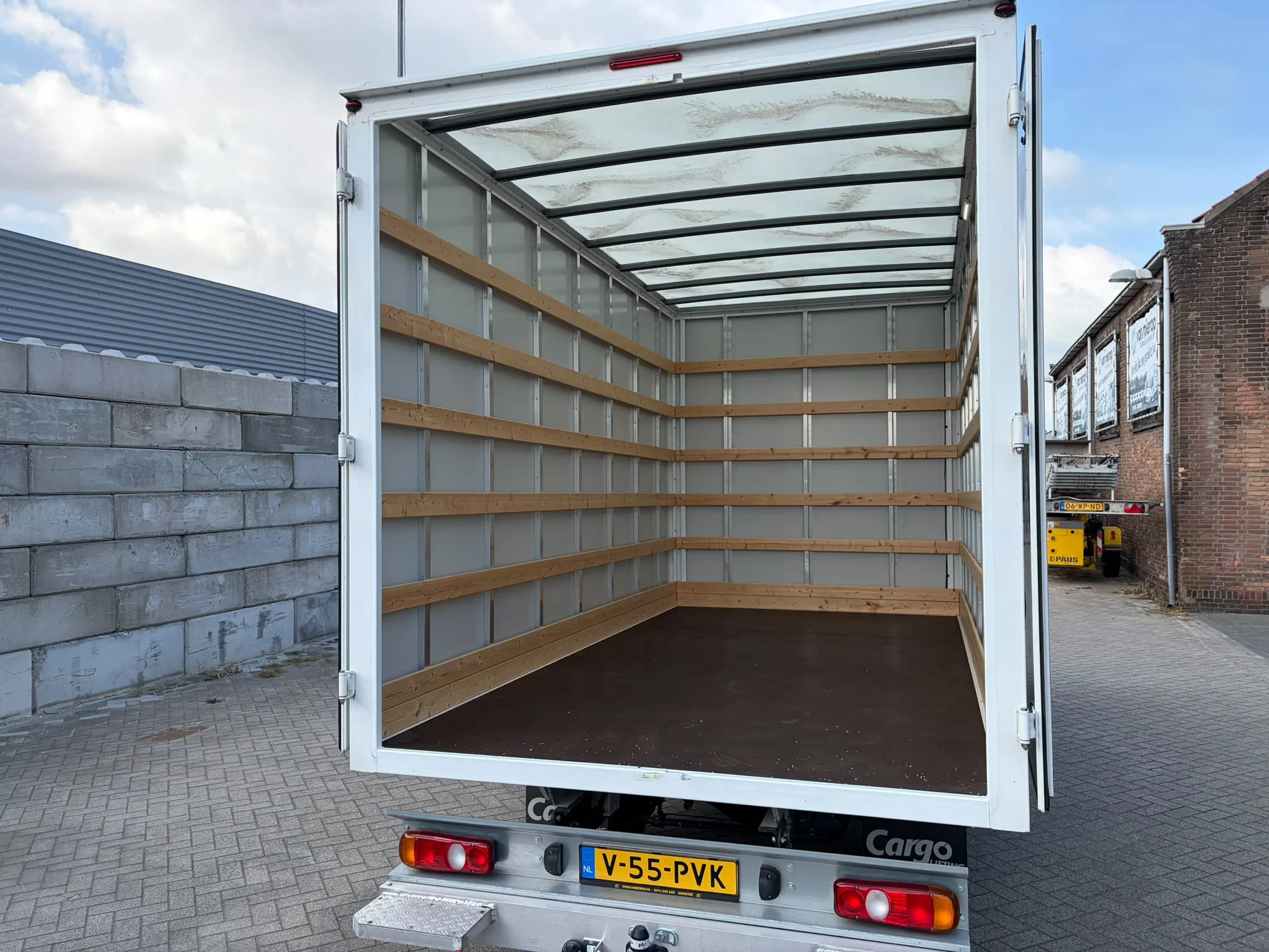 FUSO Canter 2024 - 3C15 Bakwagen Airco Trekhaak 3-Zits NIEUW BPM VRIJ 5X OP VOORRAAD N1-B-Rijbewijs изображение 7