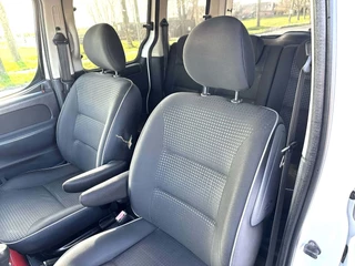 Peugeot Partner 2006 - MPV 1.4 XT Benzine 5 Persoons Bank Neerklapbaar!!! изображение 14