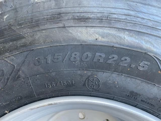 Goodyear N/A 2024 - KMAX S 315/80R22.5 (ALS NIEUW) image 4
