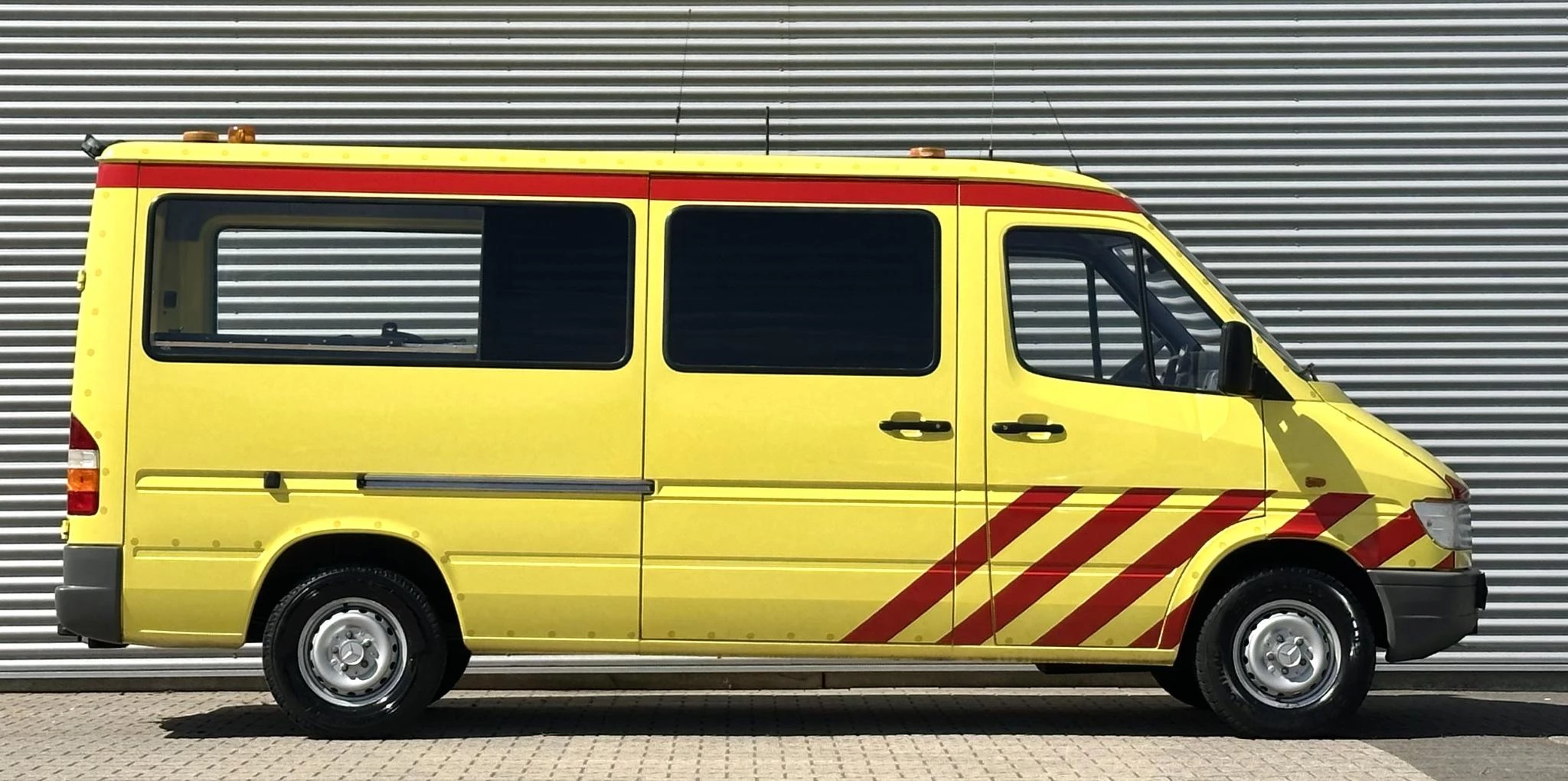 Mercedes-Benz Sprinter 1998 - 310 D lang/hoog Personenbus 8 zitpl.ambulance immagine 7