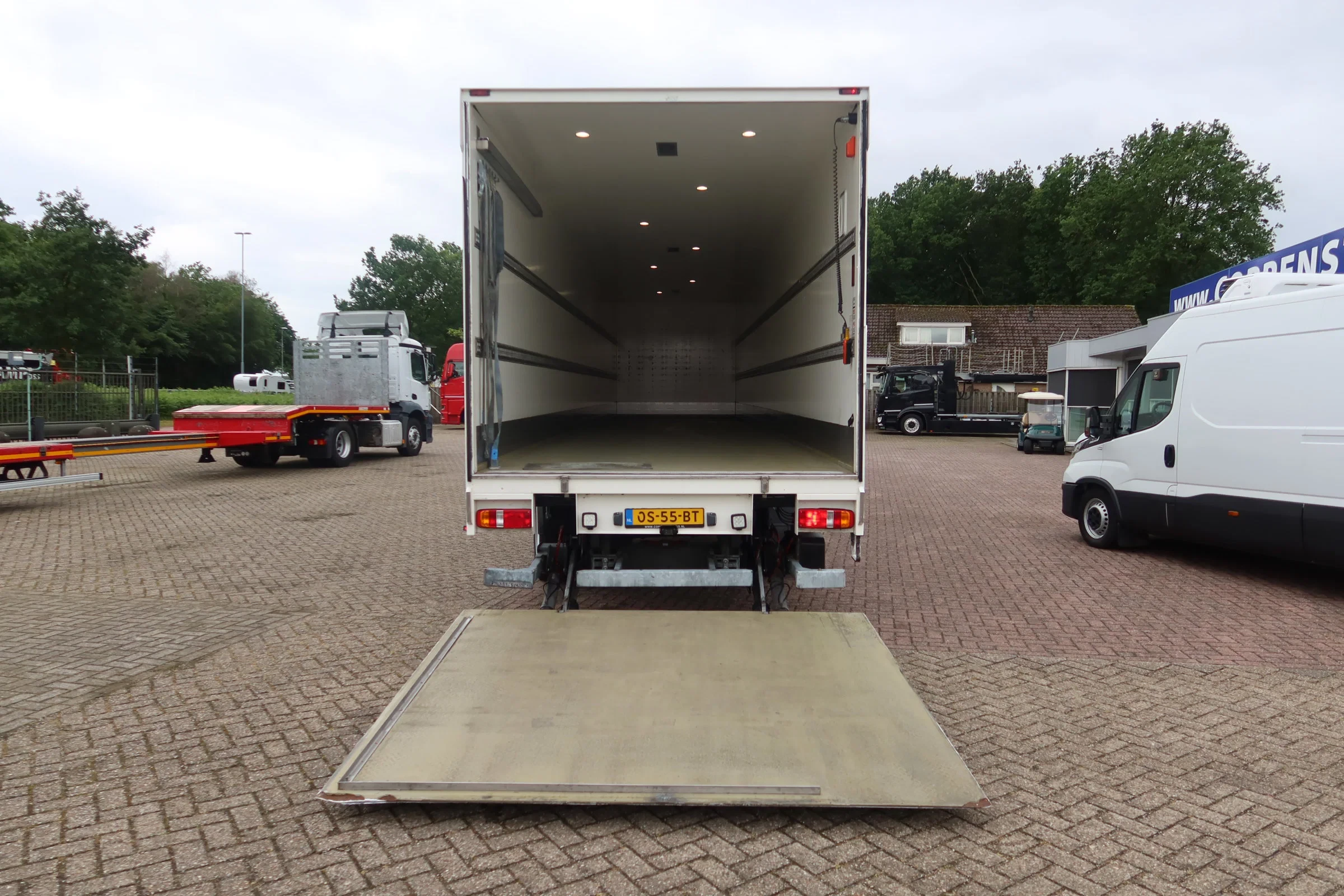 MAN TGM 2019 - 15.290 Trekker + Heiwo city trailer geisoleerd + klep DHollandia 2000kg afbeelding 15