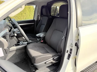 Toyota Hilux 2021 - 2.4 D-4D AUTOMAAT / 4x4 / 1e EIG. / 3.500 KG AHG / CAMERA / TREKHAAK / ECC / CRUISE / CARPLAY imagen 9