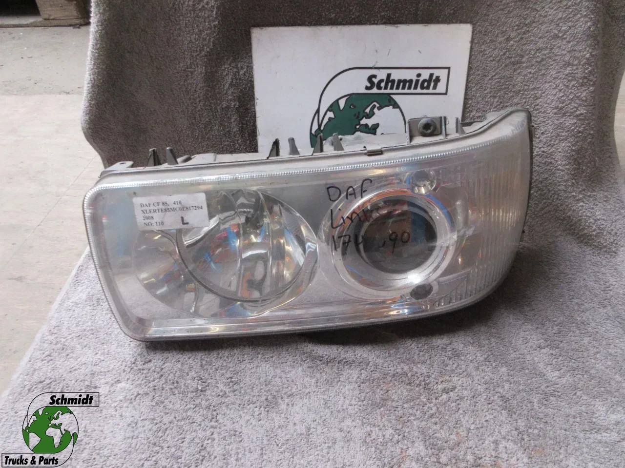 DAF - 1743690 KOPLAMP XENOS DAF XF CF LF EURO 3 /5 / LINKS afbeelding 1