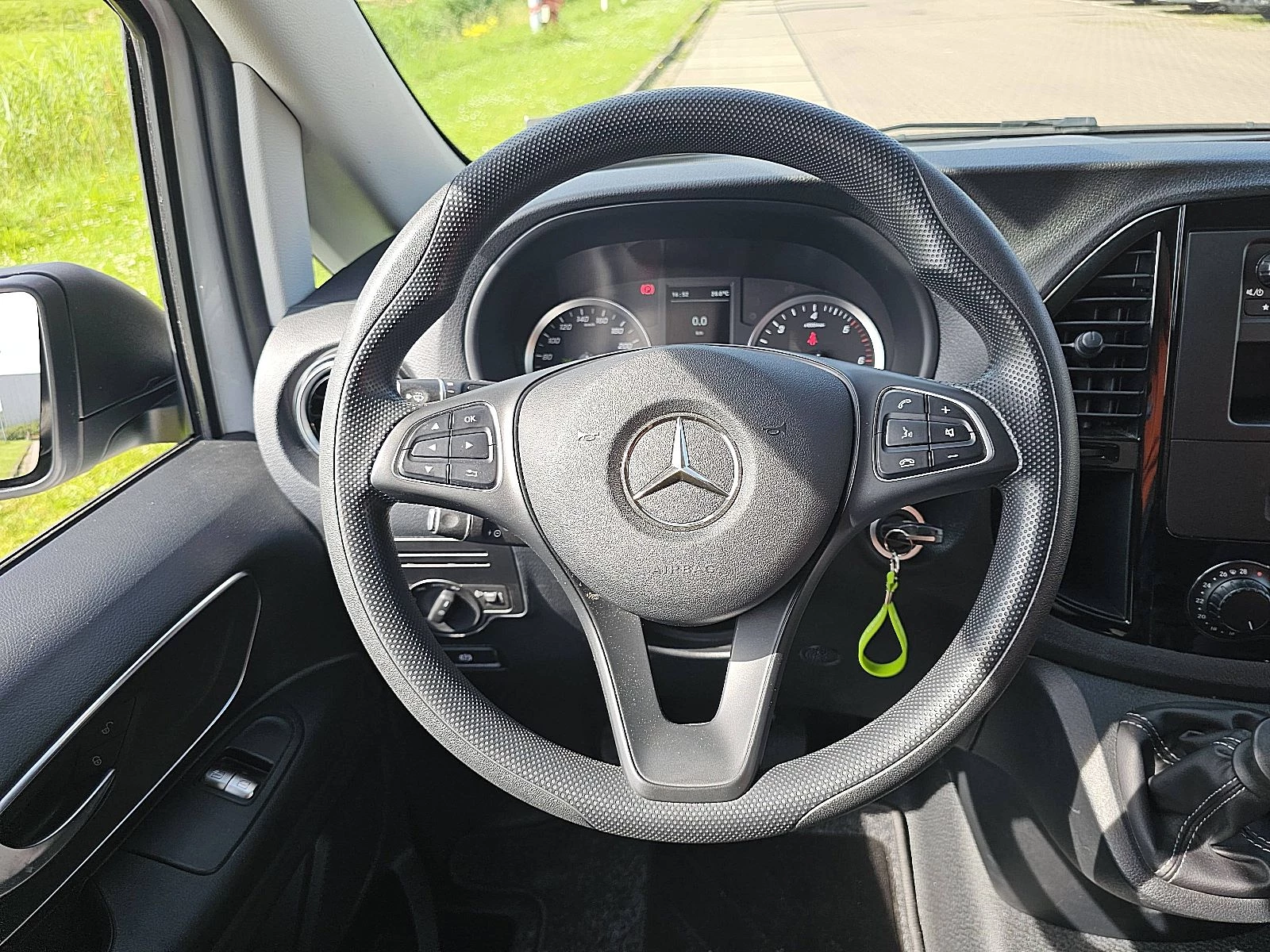 Mercedes-Benz Vito 2022 - 114 obrázek 11