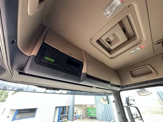 Scania R 2014 - R580 V8 6x2*4 Chassis Retarder Full Air 4.90 Wb Euro 6 image 14