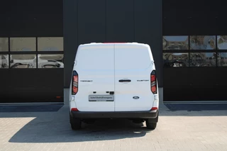 Ford Transit Custom 2024 - 320 2.0 TDCI L2H1 Trend DC 136pk - Carplay - Android - Camera - Trekhaak - LED koplampen - Stoelverwarming - Draadloos laden - Rijklaar imagem 6