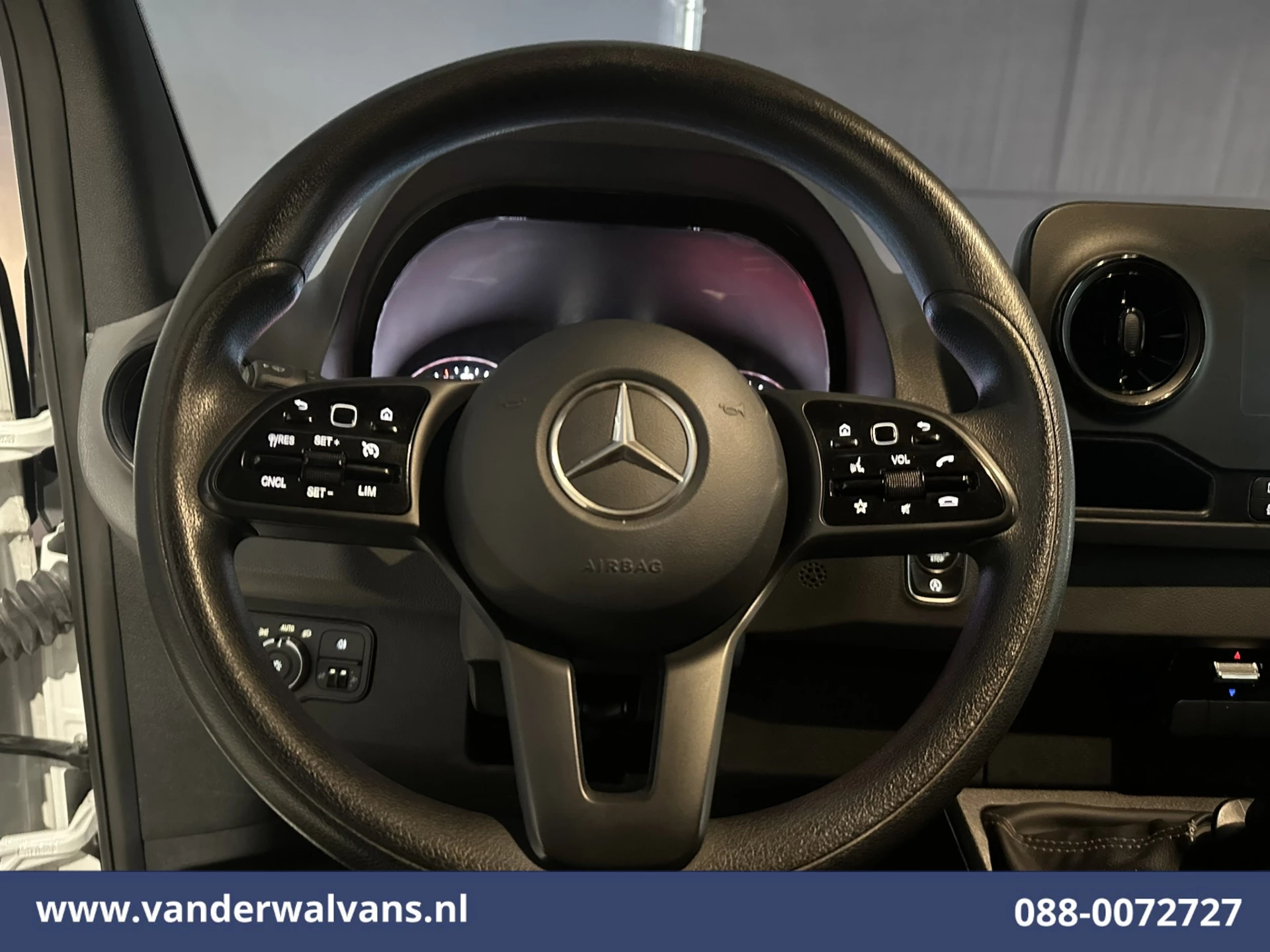 Mercedes-Benz Sprinter 2021 - 317 CDI 170pk L2H1 Euro6 Airco | Camera | Navigatie | Apple Carplay | Cruisecontrol obrázek 4