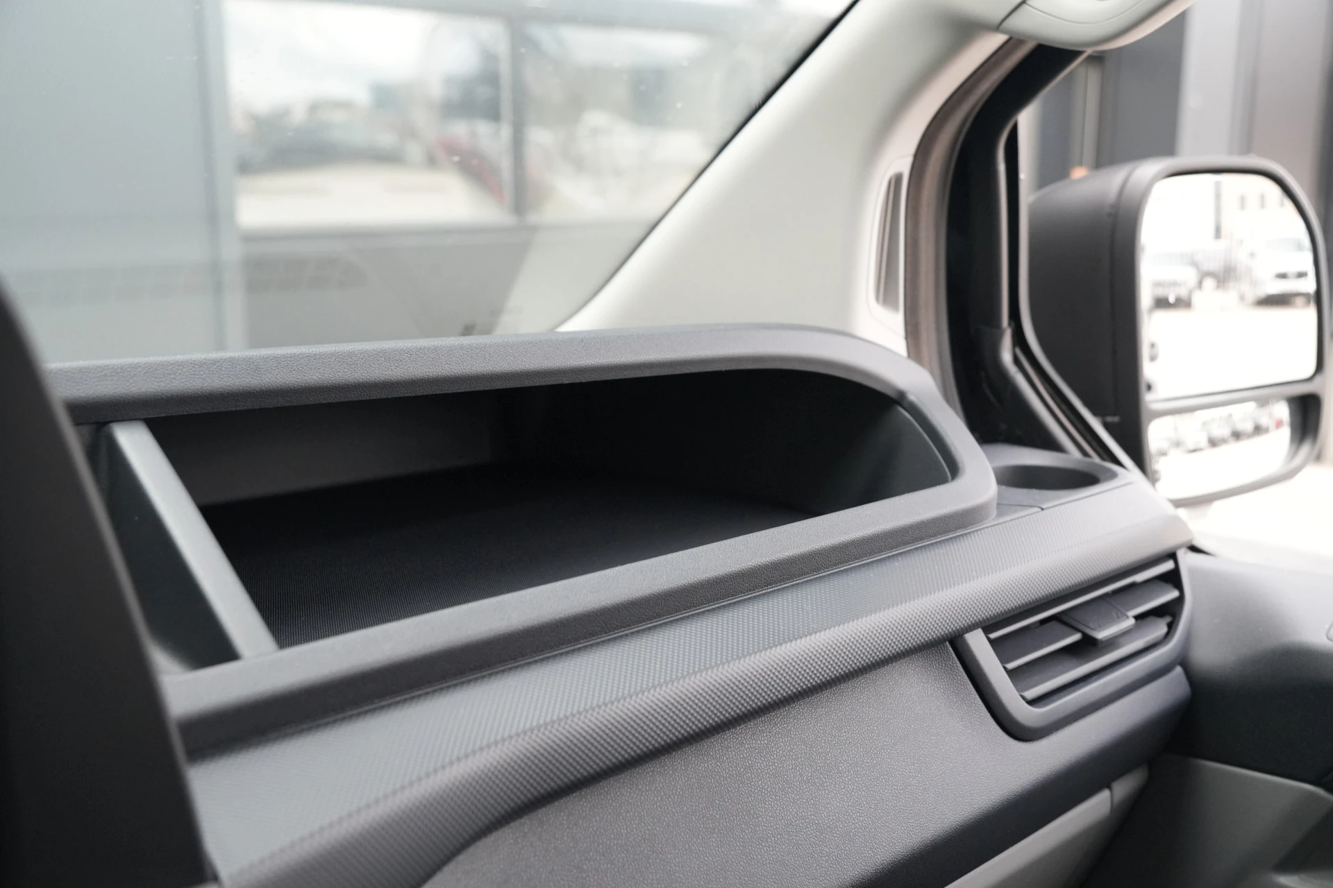 Ford Transit Custom 2025 - 320 2.0 TDCI L2H1 Trend 136pk - INCLUSIEF BPM - 2x Schuif - Achterklep - LED - Carplay - Stoelverwarming - Rijklaar imagen 32