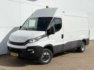 Iveco Daily 2019 - 35C14 2.3 L2H2 Dubbellucht Airco Cruise control Camera Trekhaak 3,5t Inbouw lucht geveerde stoel for sale