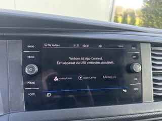 Volkswagen Transporter 2023 - 2.0 TDI 150 PK DSG AUTOMAAT / L1H1 / 1e EIG. / CRUISE / AIRCO / APPLE CARPLAY / ANDROID AUTO / NAVI / PDC afbeelding 12