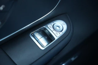 Mercedes-Benz EQV 2024 - 300 L2 90kWh 204pk - 2x Schuif - Stoel/Stuurverwarming - Stoelkoeling - Elek Schuifeuren - Blindspot - Multibeam - Rijklaar obrazek 23