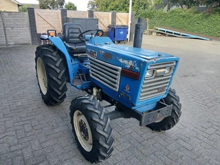 Iseki TL 2700 Met Stuurbekrachtiging zdjęcie 2 miniatura