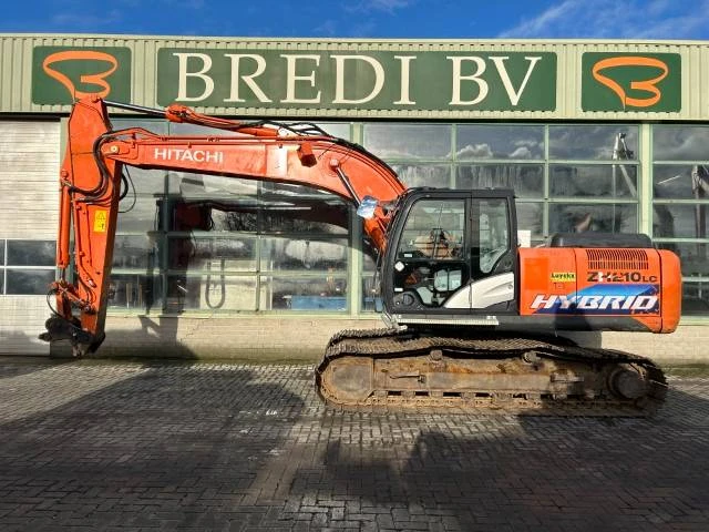 Hitachi 2015 - ZH 210 LC-5B obrázek 1