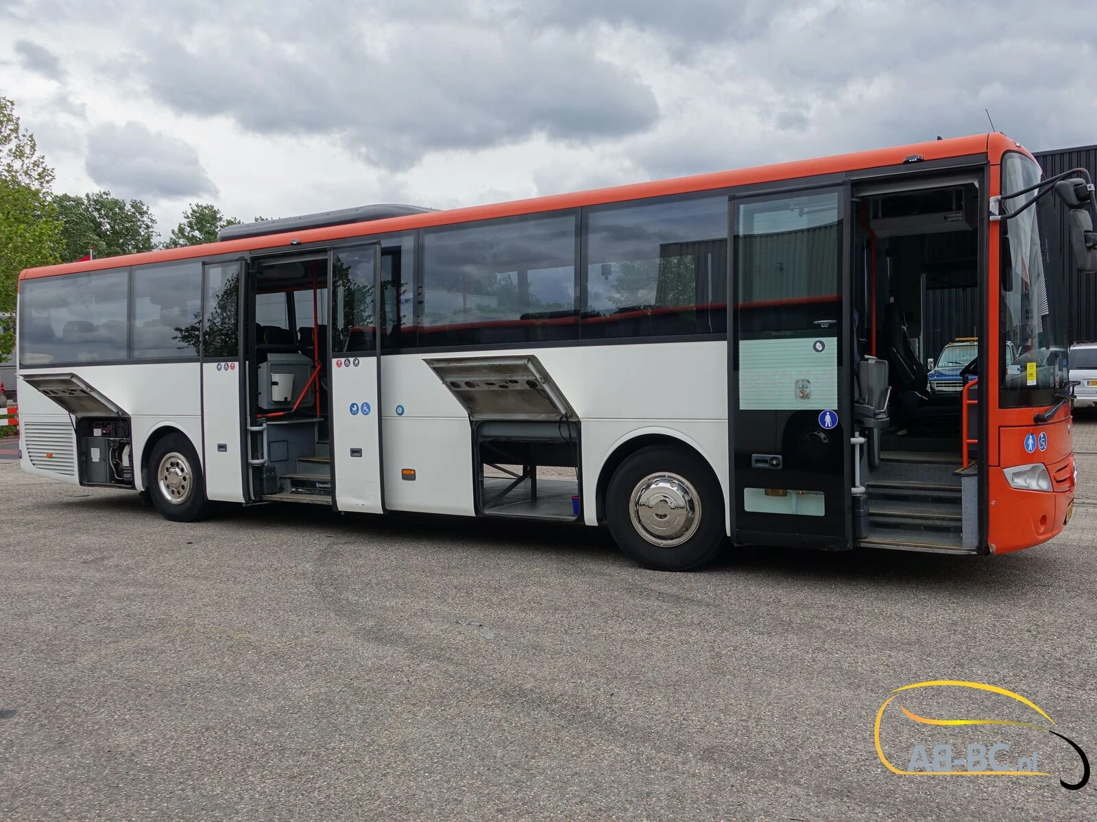 Mercedes-Benz Intouro 49 Seats Liftbus EURO 6 2016 afbeelding 21