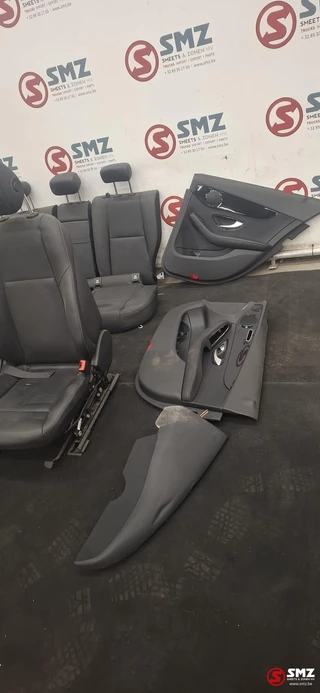 Mercedes-Benz N/A - Occ set interieur met zetels W205 Mercedes zdjecie 5
