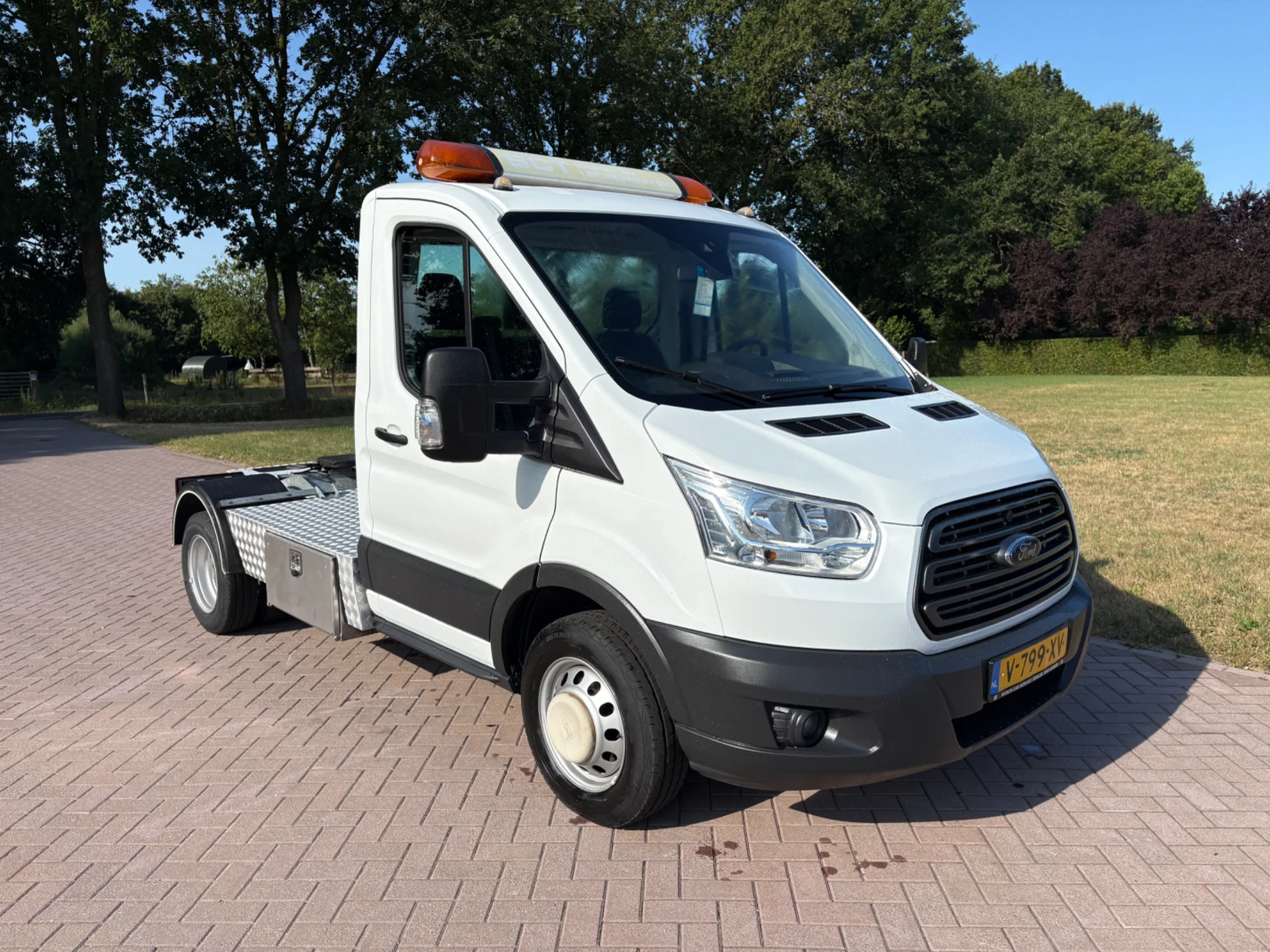 Ford BE TREKKER 35-17 2019 - 9 ton EURO 6 (76.432 KM (127) zdjęcie 1