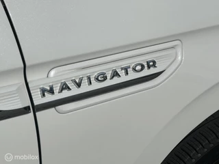 Lincoln Navigator 2024 - Black Label op Grijs kenteken. zdjecie 15