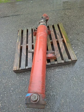 Hyva - Tipper Cylinder for trailer for sale