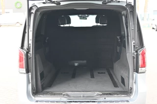 Mercedes-Benz V-Class 2024 - 250d 4-Matic AMG L3 DC Avantgarde zdjecie 12